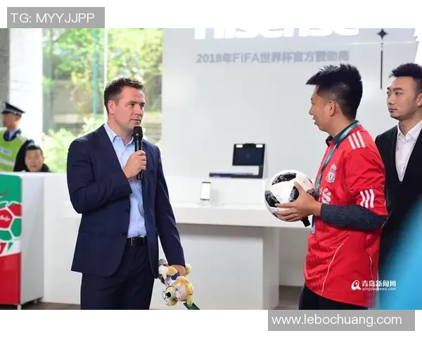 足球明星与粉丝之间的深厚情谊与互动故事揭秘