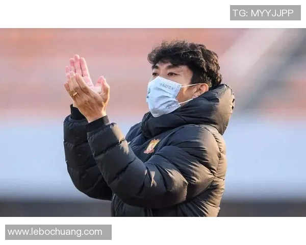 广州足球队反击革新之路:重塑战术与团队精神的全新篇章 广州足球队反击革新之路:重塑战术与团队精神的全新篇章